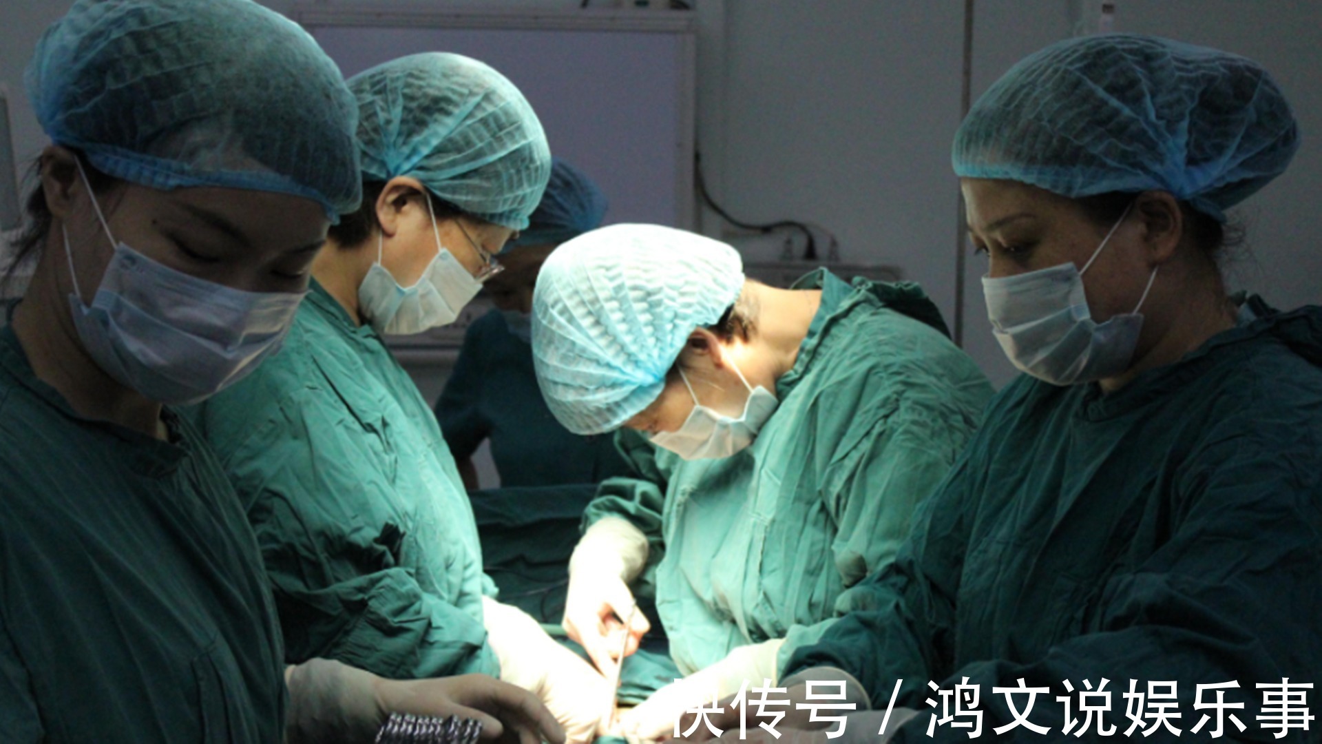 便血|发生了什么?女童上个洗手间,居然拉掉全身一半的血