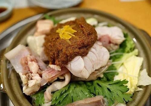 不起|日本“消费最高”的寿司店,给章鱼按摩1小时才能做料理要不起