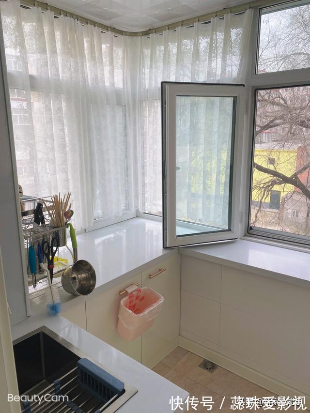 布置|新房入住后才发现,尽量把空间塞满不浪费,洗衣机在马桶上很实用