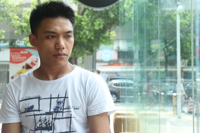 《变形计》里的农村娃,找富豪爸爸借钱被拉黑,今靠自己赚20万