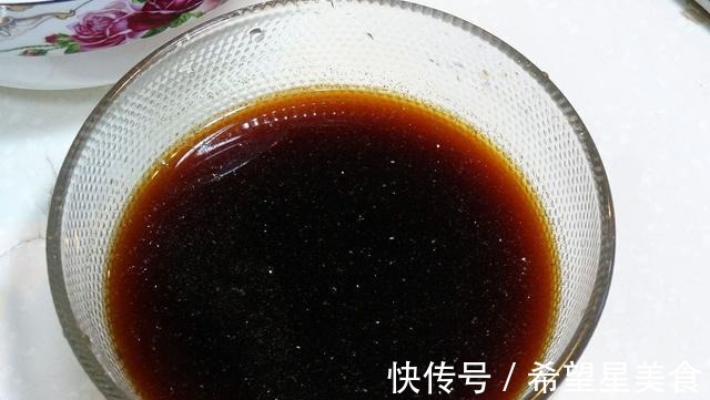 小苏打|调韭菜馅时,牢记“2放3不放”,很多人做错,难怪韭菜变色又出汤!