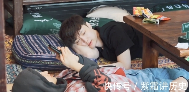 下季|子枫问艺兴下季还会常驻《向往》吗？张艺兴29字回应，尽显高情商