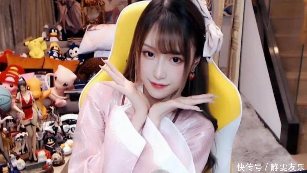 超管|腐团儿COS绝美春姬，“蝴蝶结”比心美出新高度，却因1动作差点引来超管