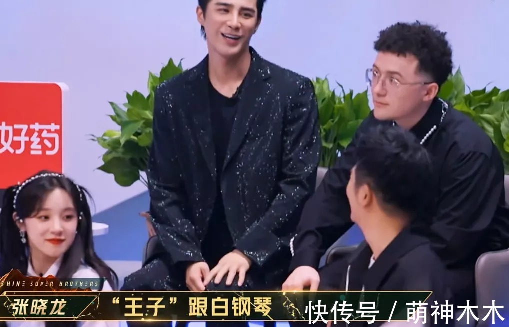 《追光吧》开播剪辑混乱，哥哥镜头分配不均，糊咖艺人没介绍