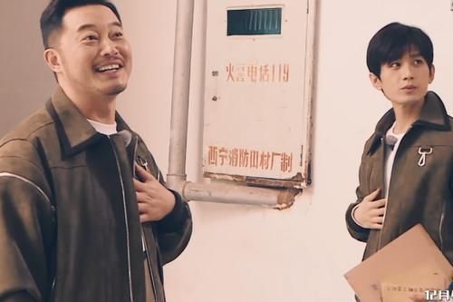 毛晓彤|跑男录宣传片,baby站前排C位,看到她下意识动作,当团宠是有原因的