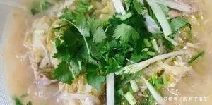 好吃|东北大酸菜怎么腌不烂掌握这几点做法,酸爽好吃