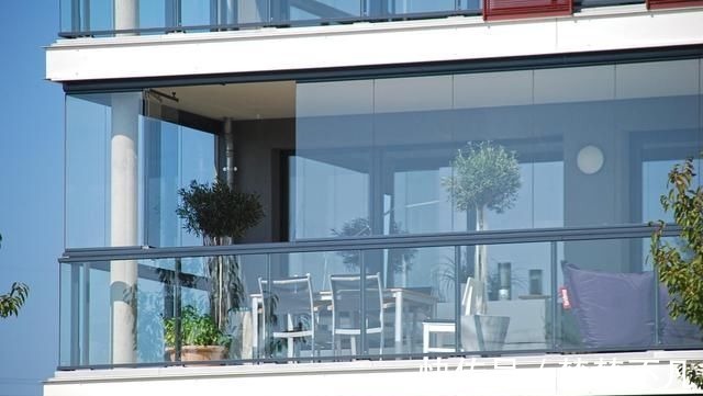 灵活性|越来越多人不装传统防盗网了,现在都流行装这种, 好看又安全!