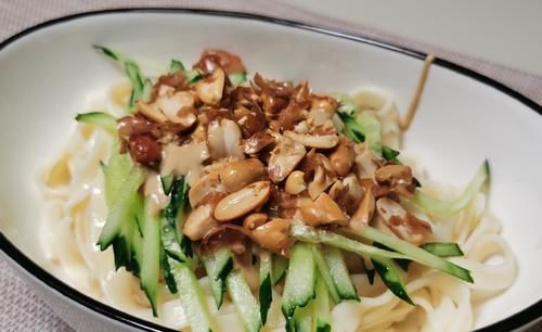 想吃面条看这里，7道百吃不厌的面食，简单易做，营养好吃