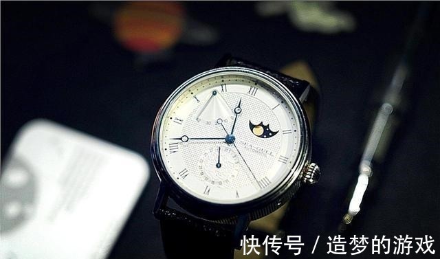 礼盒 年轻人的第一枚机械中国芯海鸥机械表月相礼盒体验分享!