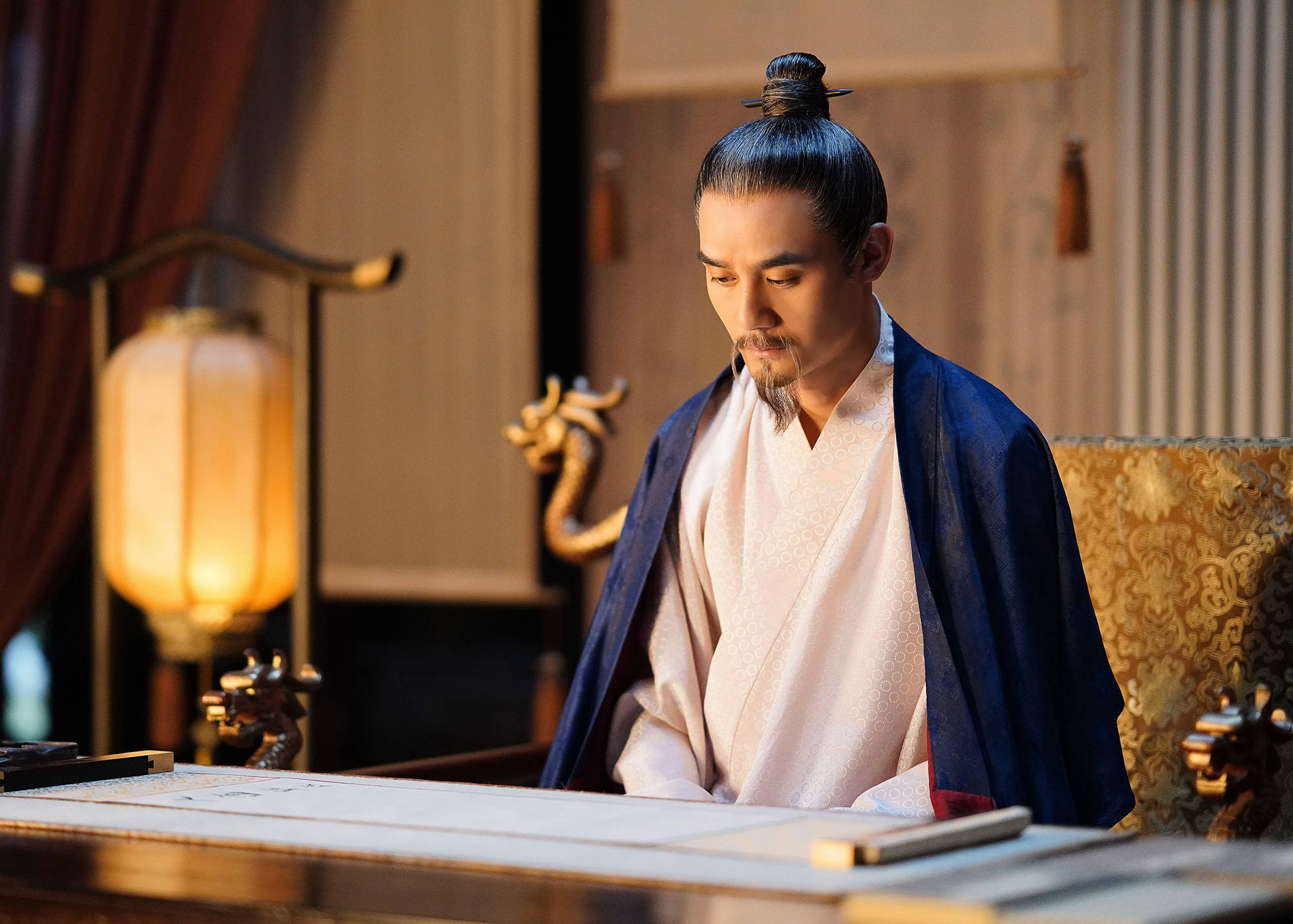 曾巩$曾巩长期在地方厮混,是咎由自取还是命中注定?抑或别有玄机?