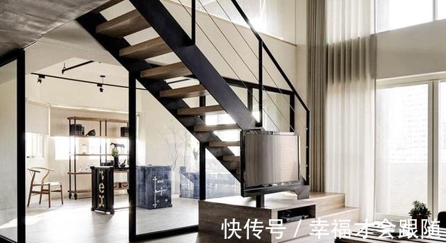 loft|为啥受年轻人“热捧”的Loft，现在已经“无人问津”？原因很现实