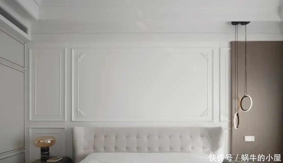 现代极简融合古典元素,成就别具一格的低奢空间