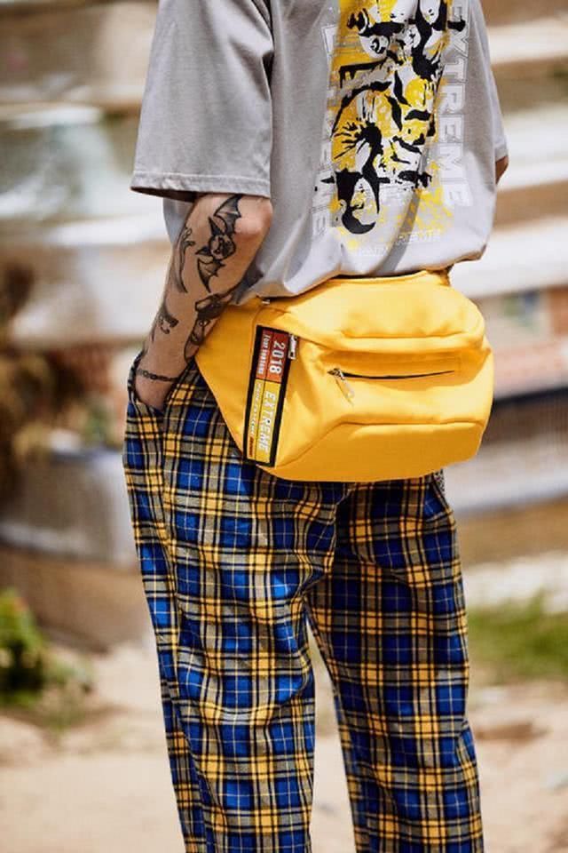 如何挑选到适合自己的腰包从这三个方向入手,轻松提升穿搭质感