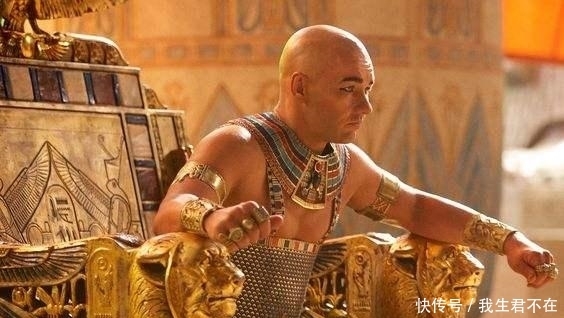 变身侦探|考古学家如何侦破几千年前悬案？神庙祭司的泥板上泄露秘密