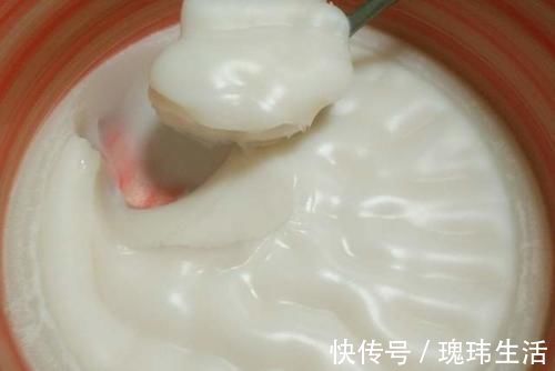 面团|蒸馒头，不要只加酵母！多加“2白”，馒头又白又香，凉了也不硬