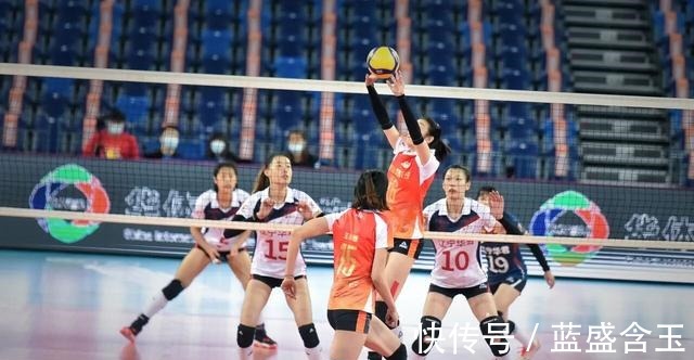 李盈莹|王宝泉惊出一身冷汗!辽宁女排变阵获奇效,险些掀翻李盈莹众国手!
