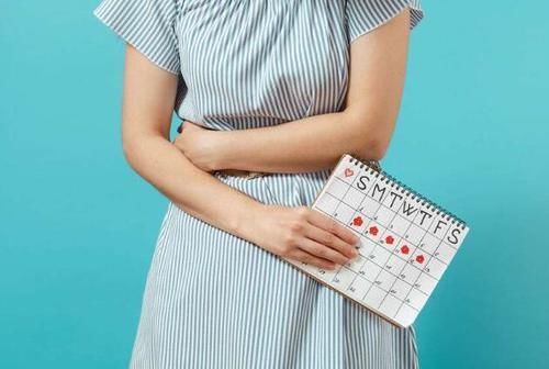 女人过了45岁，若有这4种表现？说明你离绝经不