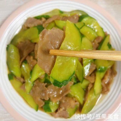 水淀粉|#少盐饮食 轻松生活#青瓜炒肉