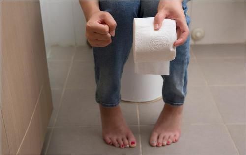 小腹婆|为何女人到中年，肚子赘肉多？建议：做好“4件事”，告别小腹婆