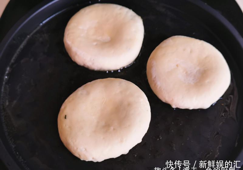 真香|冬天,遇到这菜再贵我都会买几斤,做成馅饼家人爱吃,真香