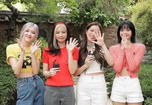 沈小婷|花路越走越窄，女团漂洋过海