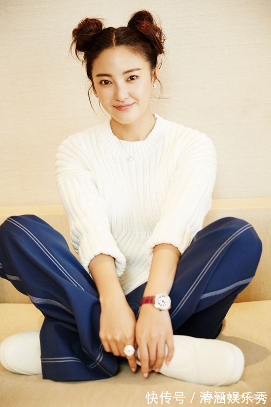 手表!女人带手表应该戴“左手”还是“右手”?看完就懂了,戴错很尴尬