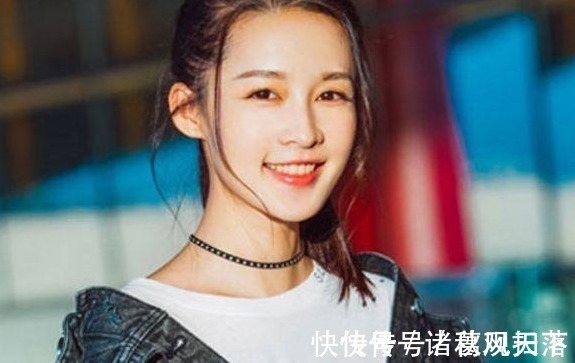 关注度|还记得之前的《跑男》？当初邓超介绍李沁时的话，现如今全灵验