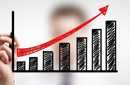 便秘多是拖出来的？内科医生：腿脚若有3“异常”，肠道或已堵死