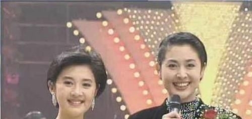 52岁许戈辉近照 与丁健结婚开启了她的豪门生活 女儿好可爱 快资讯