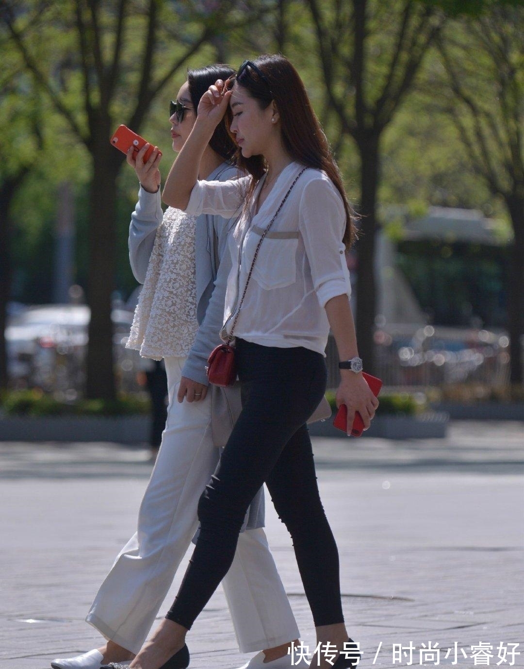 好闺蜜 这就是好闺蜜,在穿搭上“谦虚下”,网友:支持后边的