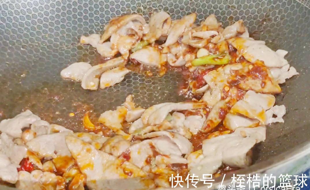 炒制|猪肝最忌用清水洗，等于吃毒素，教你正确做法，毒素自动跑出来