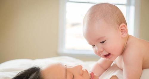 母乳喂养|从小喝“母乳”和不喝“母乳”的孩子,长大后有啥差别差距明显