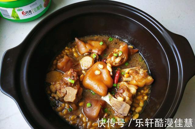 黄豆|买2个猪蹄,加上1把黄豆一焖,肥而不腻,好吃无腥味