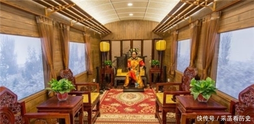 表情|为何美国人看见慈禧下了火车,就断定大清将灭?只因慈禧一个表情