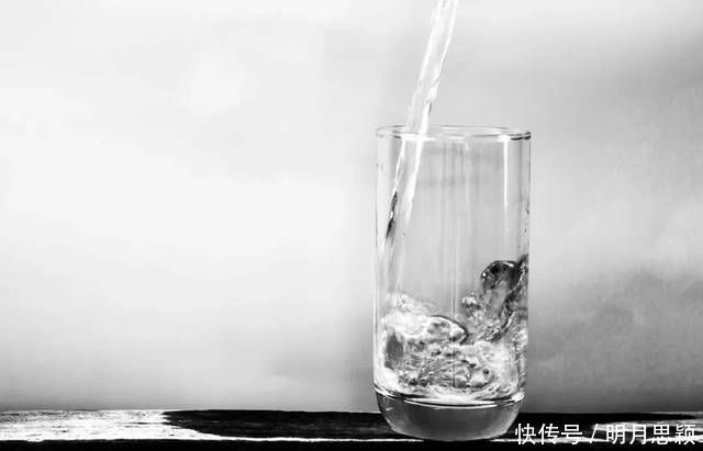 血液粘稠|高血脂的“死对头”已找到,3种水果没事多吃点,血管能一通到底