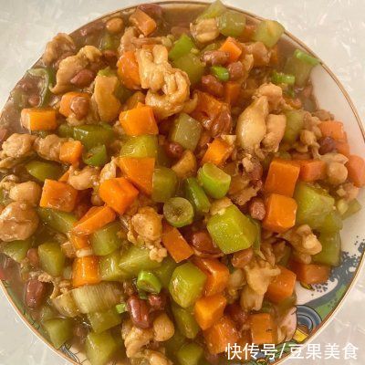 好吃的宫保鸡丁-正宗的鸡腿肉版，你在哪里呀