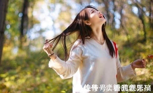 本文系$如梦人生凭自叹,心事三千可寄谁;微凉拂袖,秋色横空又凝眉