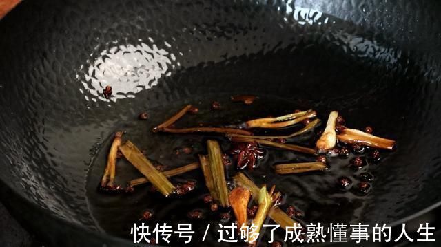 诀窍|酒店里拍黄瓜为什么那么香，原来大厨的诀窍在这里，脆爽又入味