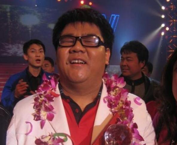 因《星光大道》一夜爆紅,被導(dǎo)演罵滾出娛樂圈的楊光,經(jīng)歷了什么