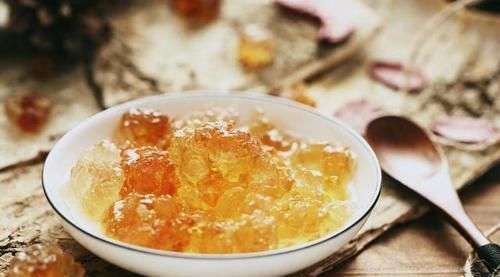 养颜|女人三伏天离不了的一碗汤，一天一碗脸色红润，每天都要美美的