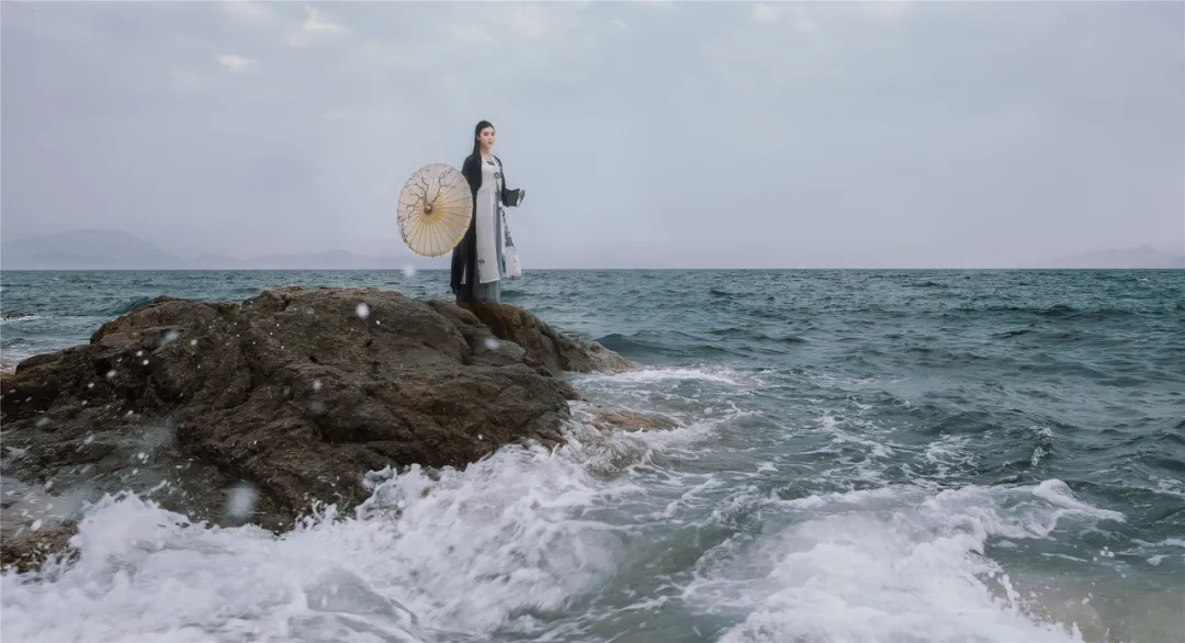 杨震|慎独,是一个人最高级的修行