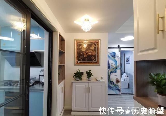 屋主|看她家极简装修,全屋舍弃吊顶,电视墙不做造型,还没家具很漂亮