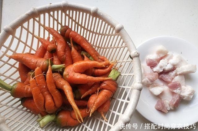 胡萝卜|进入冬天,这菜要多吃,营养还便宜,和猪肉红烧一锅,好吃又明目