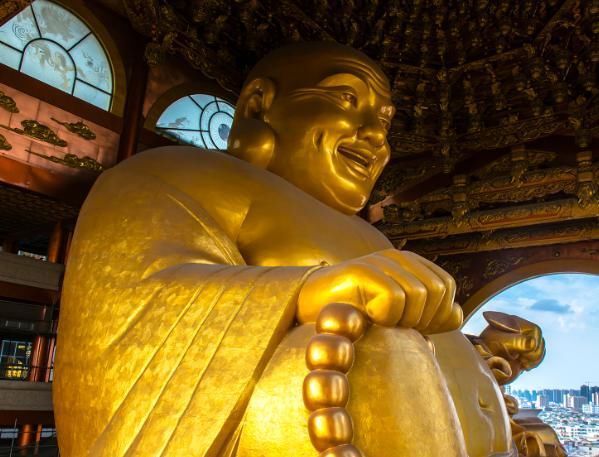 佛教|中国这个600吨的大佛，竟建在了6楼之上，专家真是建筑奇迹