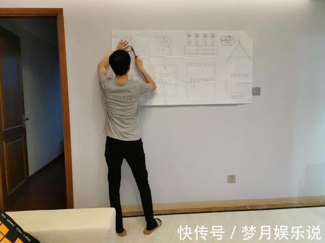 比例|背景墙上的照片、装饰画，怎么挂更美观优雅？