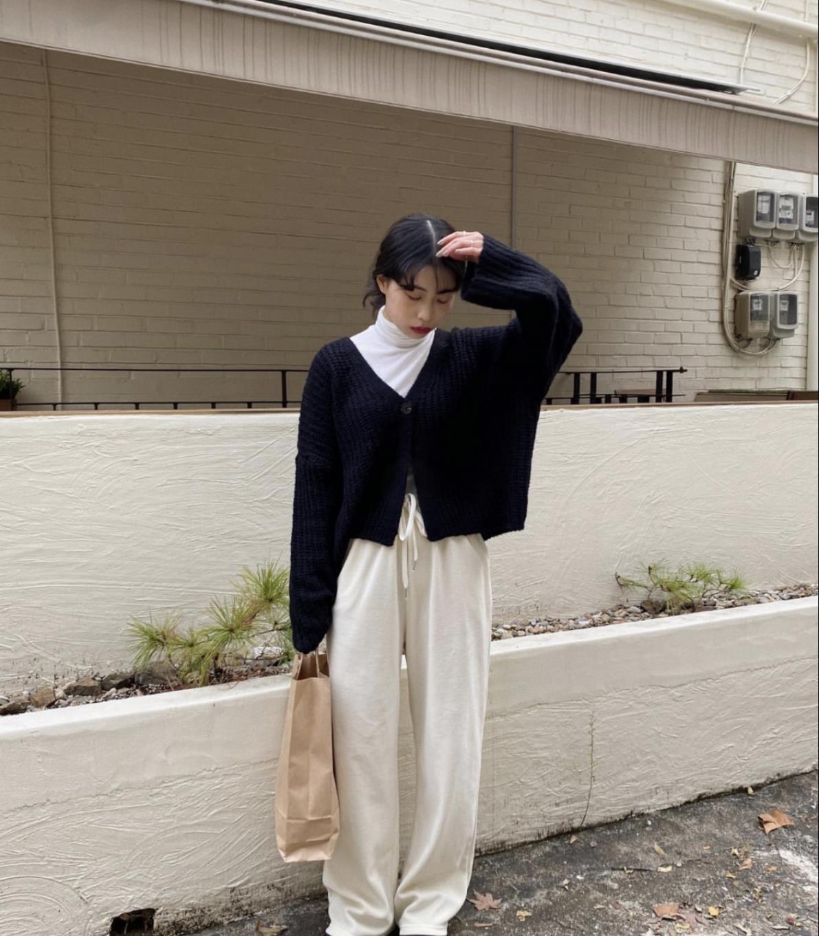 早春穿搭少不了毛衣!教你这么去搭配,让你秒变温柔韩系小姐姐