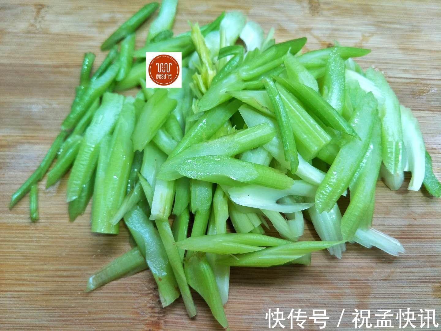 三分钟的素味小炒,无肉也欢,简单又快手,营养均衡,实惠!