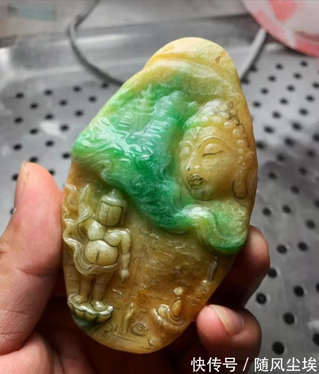 雕刻#种水一般但色彩丰富的翡翠应该怎样雕刻呢?看完您就学会了