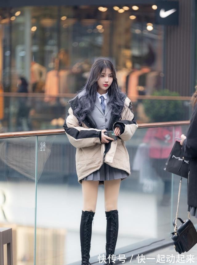 时髦|长筒靴这样搭配,时髦的御姐范十足