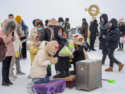 【新闻纪实】津门网李豫龙:峨眉“冬韵”